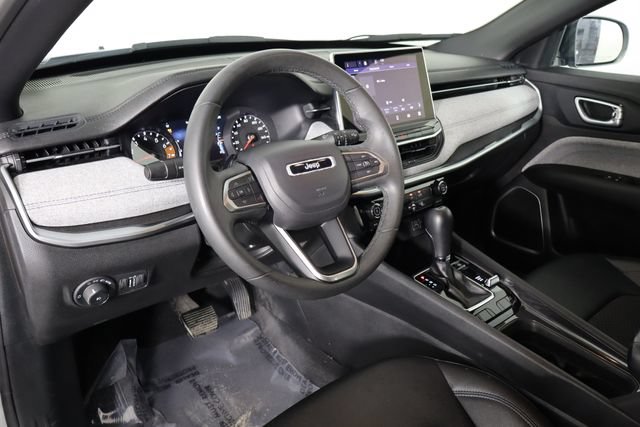 Used 2024 Jeep Compass Latitude AWD/4WD image 24