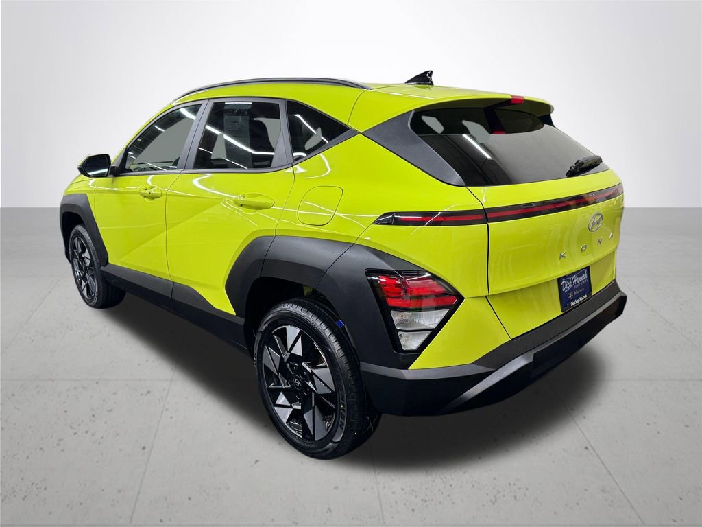Used 2025 Hyundai Kona SEL image 4