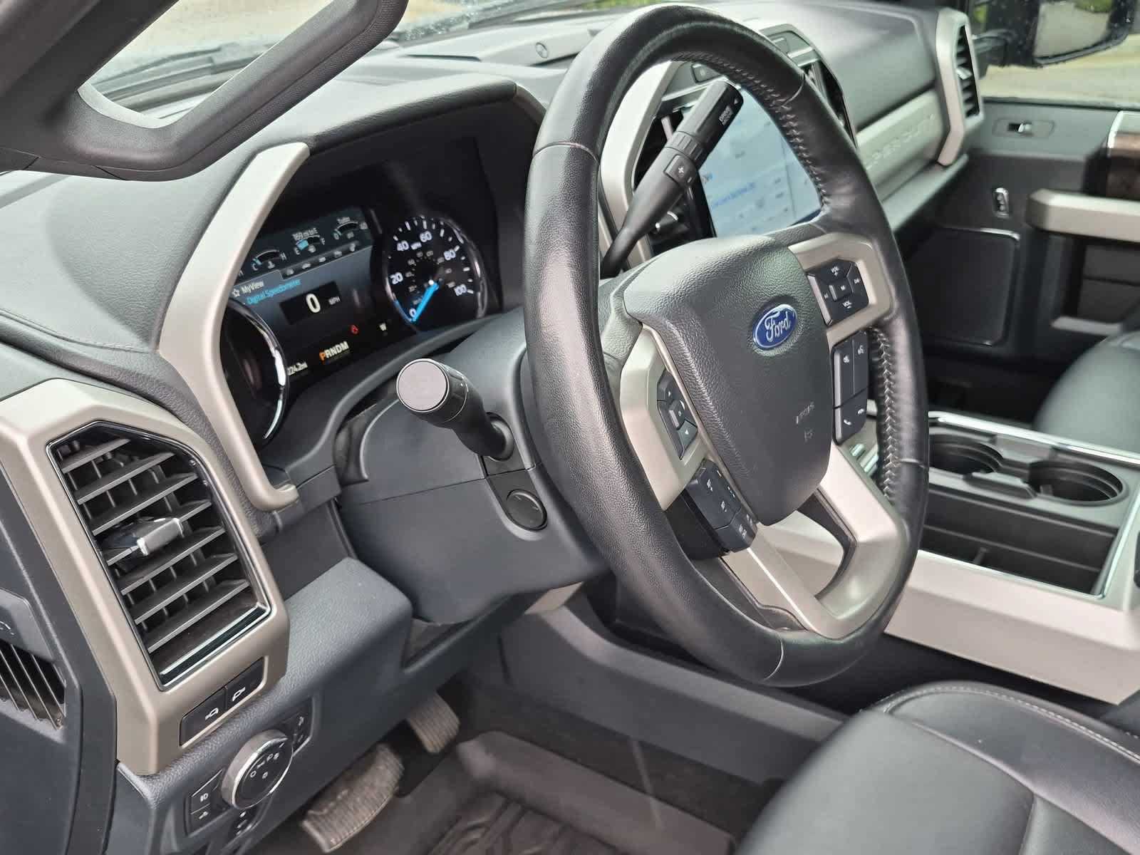 Used 2022 Ford F250 Lariat w/ Black Appearance Package AWD/4WD image 10