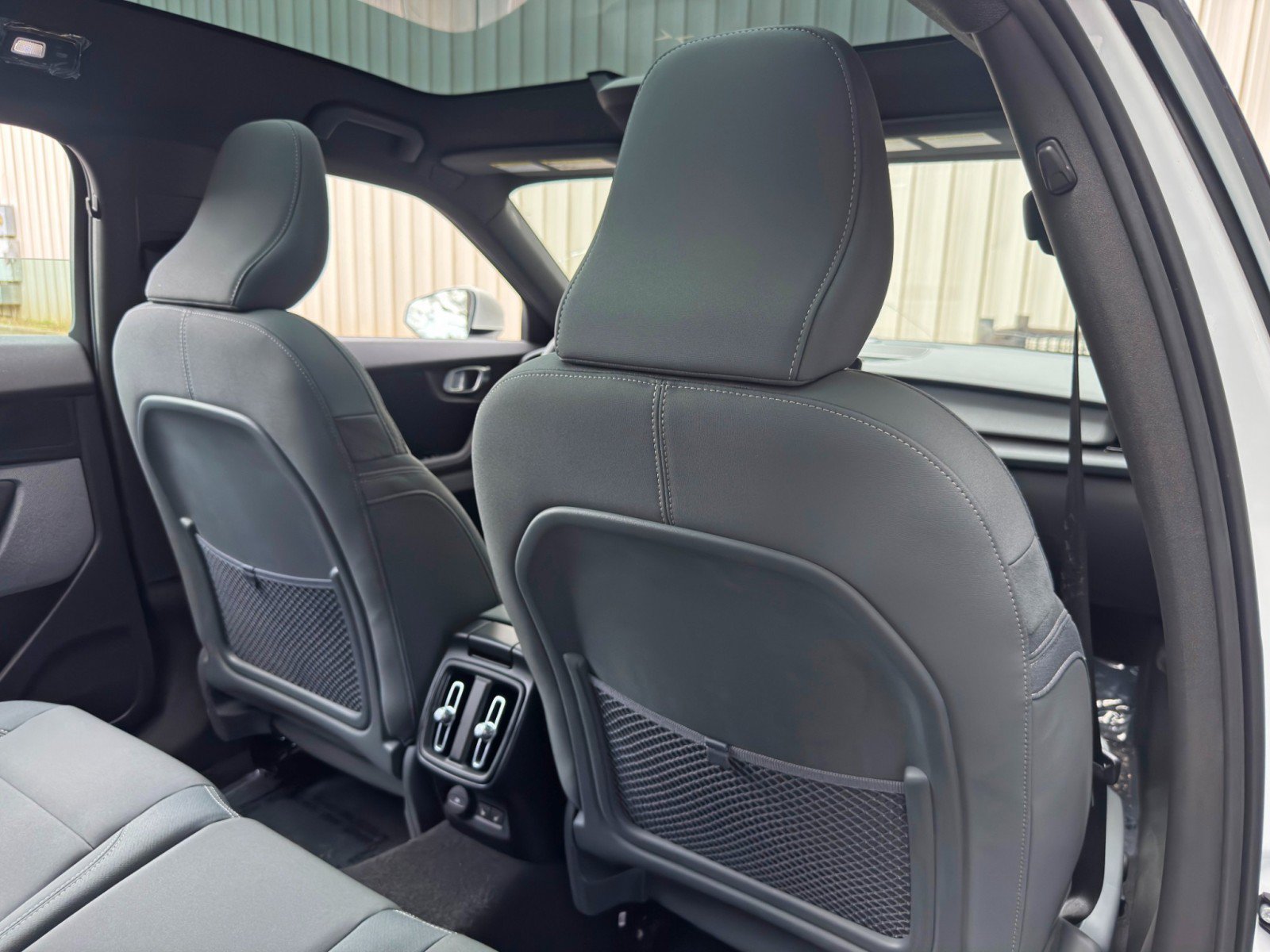 Used 2021 Polestar Polestar 2 AWD/4WD image 32