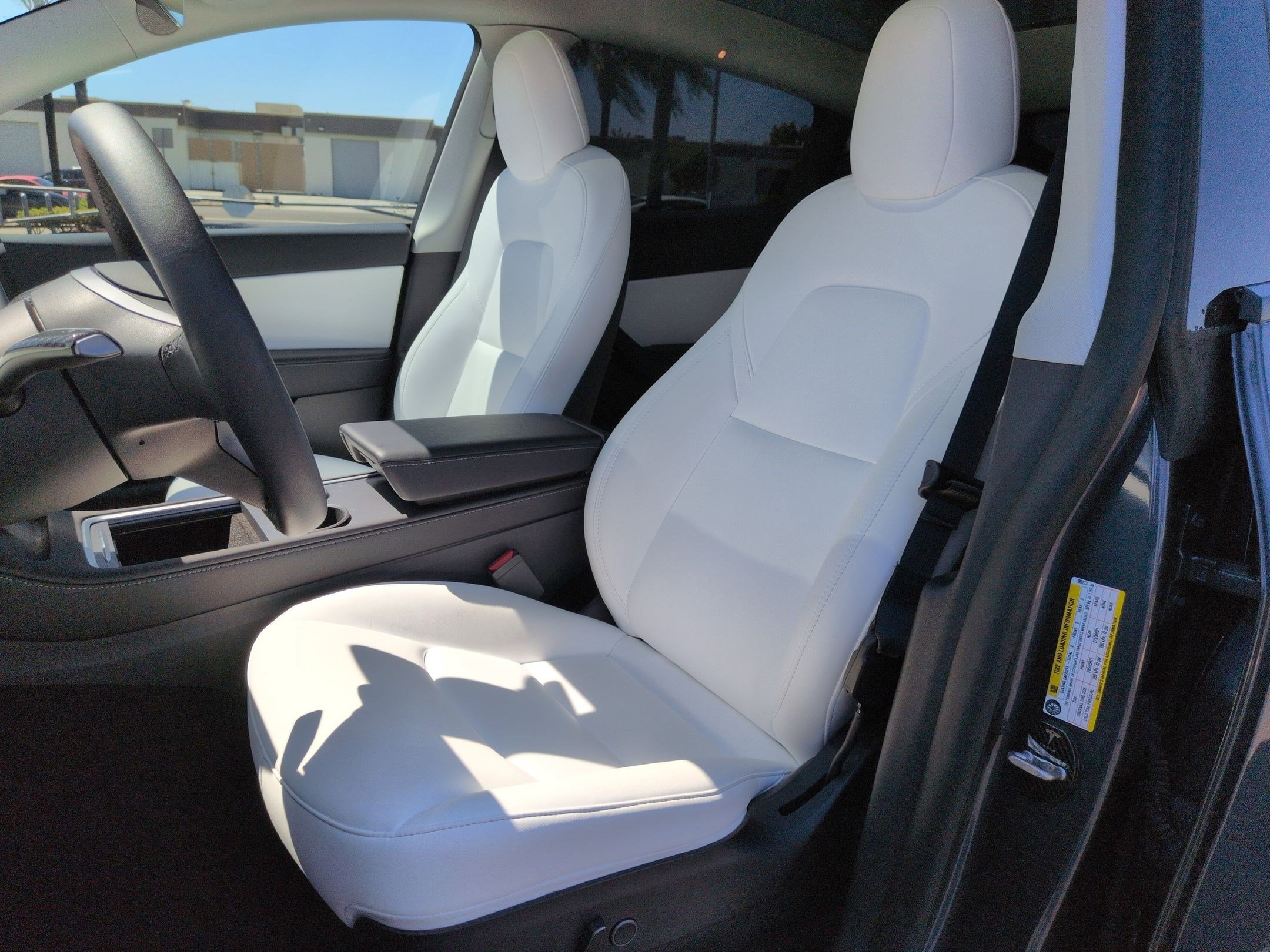 Used 2022 Tesla Model Y Performance AWD/4WD image 16
