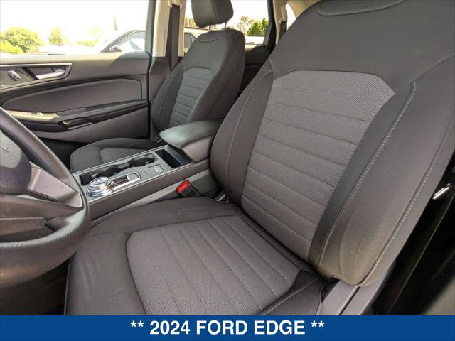 Certified 2024 Ford Edge SE w/ Black Appearance Package AWD/4WD image 20