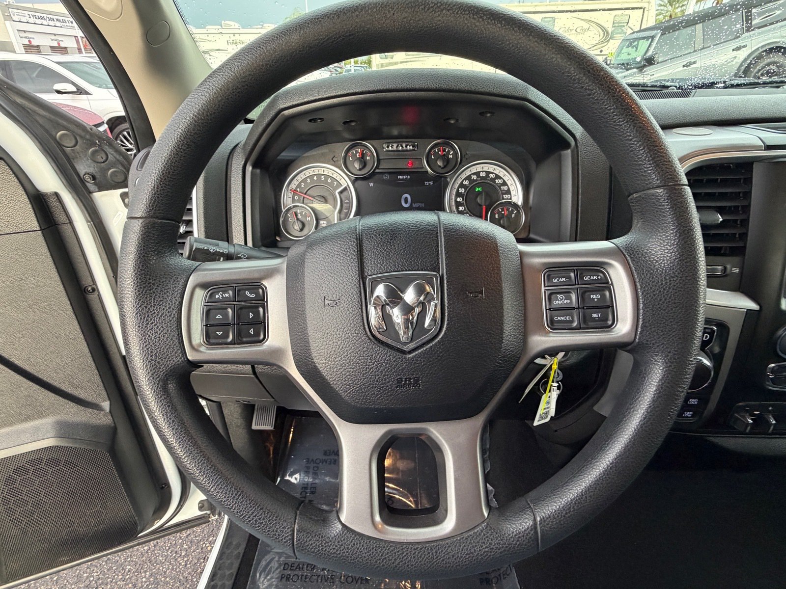 Used 2022 RAM 1500 Classic SLT w/ Electronics Group AWD/4WD image 19
