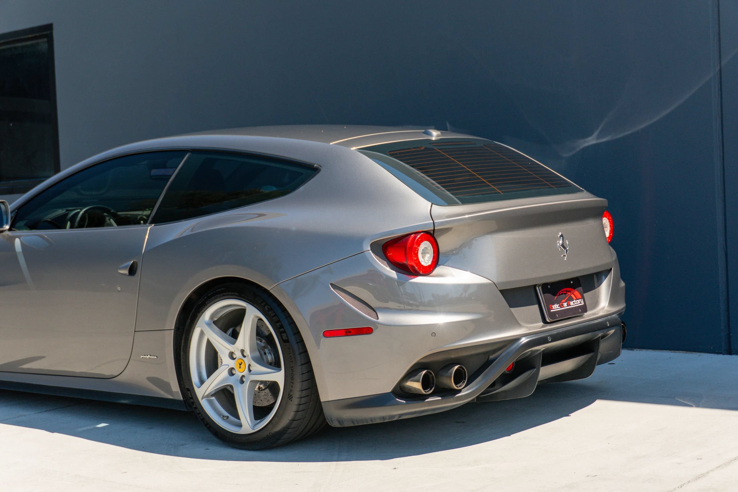 Used 2012 Ferrari FF AWD/4WD image 22
