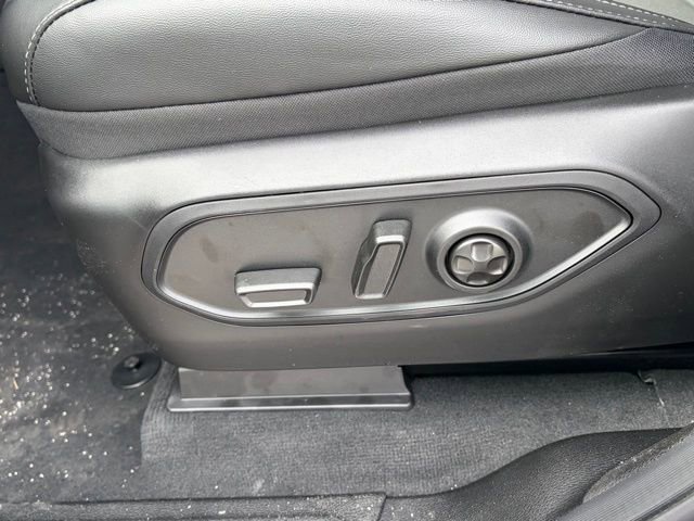 New 2026 Jeep Grand Cherokee L 4WD image 16