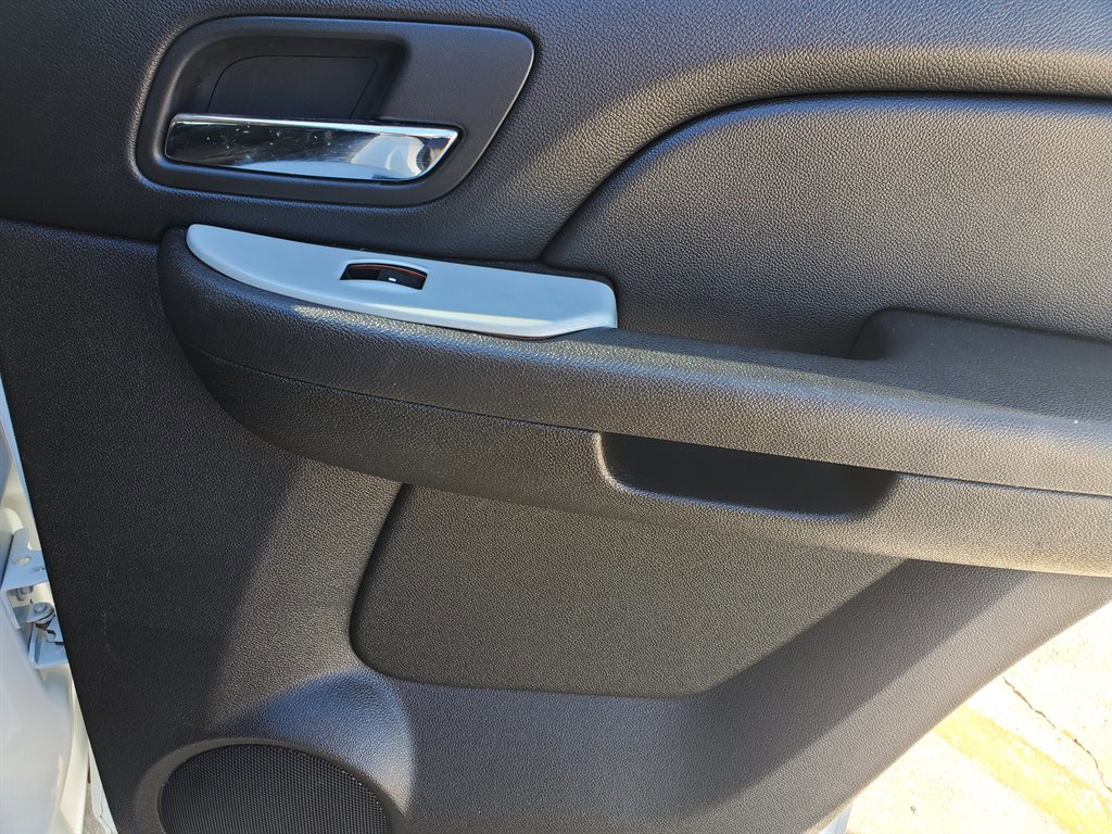 Used 2008 Chevrolet Tahoe LTZ w/ LTZ Preferred Equipment Group image 28