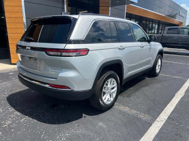 New 2026 Jeep Grand Cherokee Laredo X AWD/4WD image 24