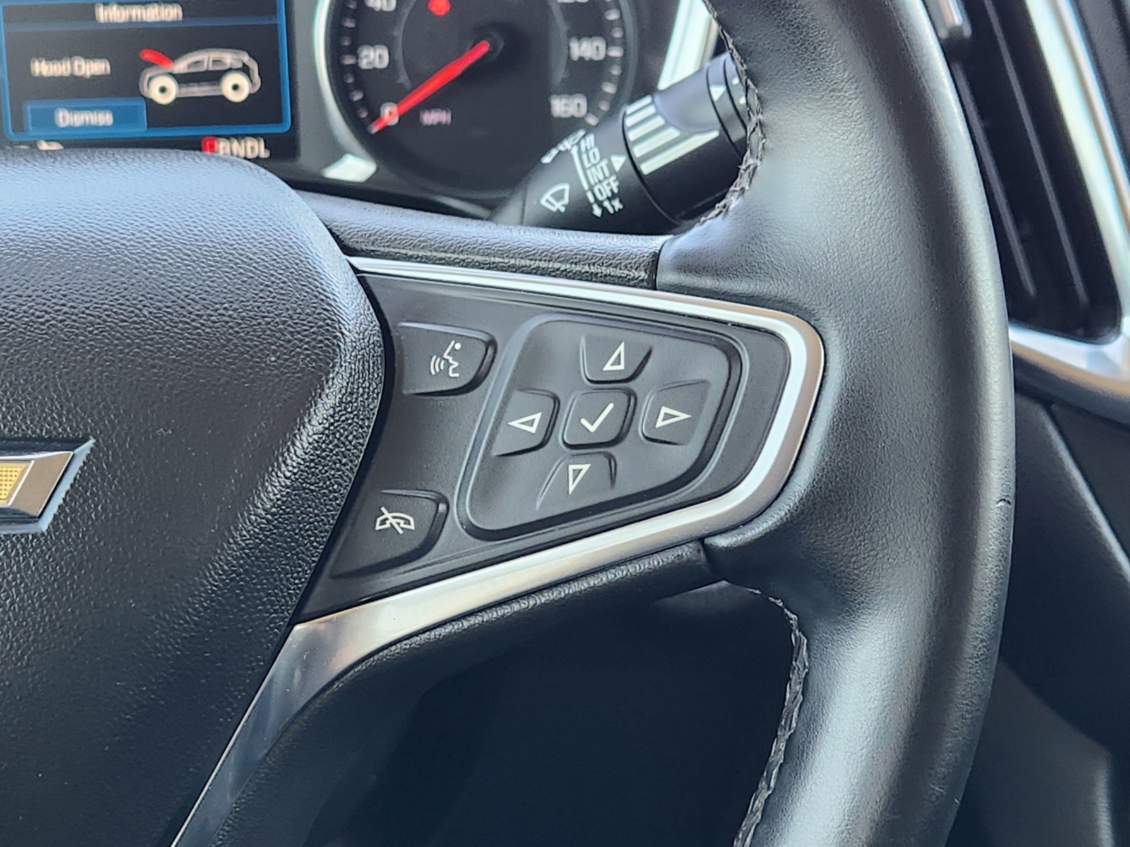 Used 2024 Chevrolet Equinox LT FWD image 30