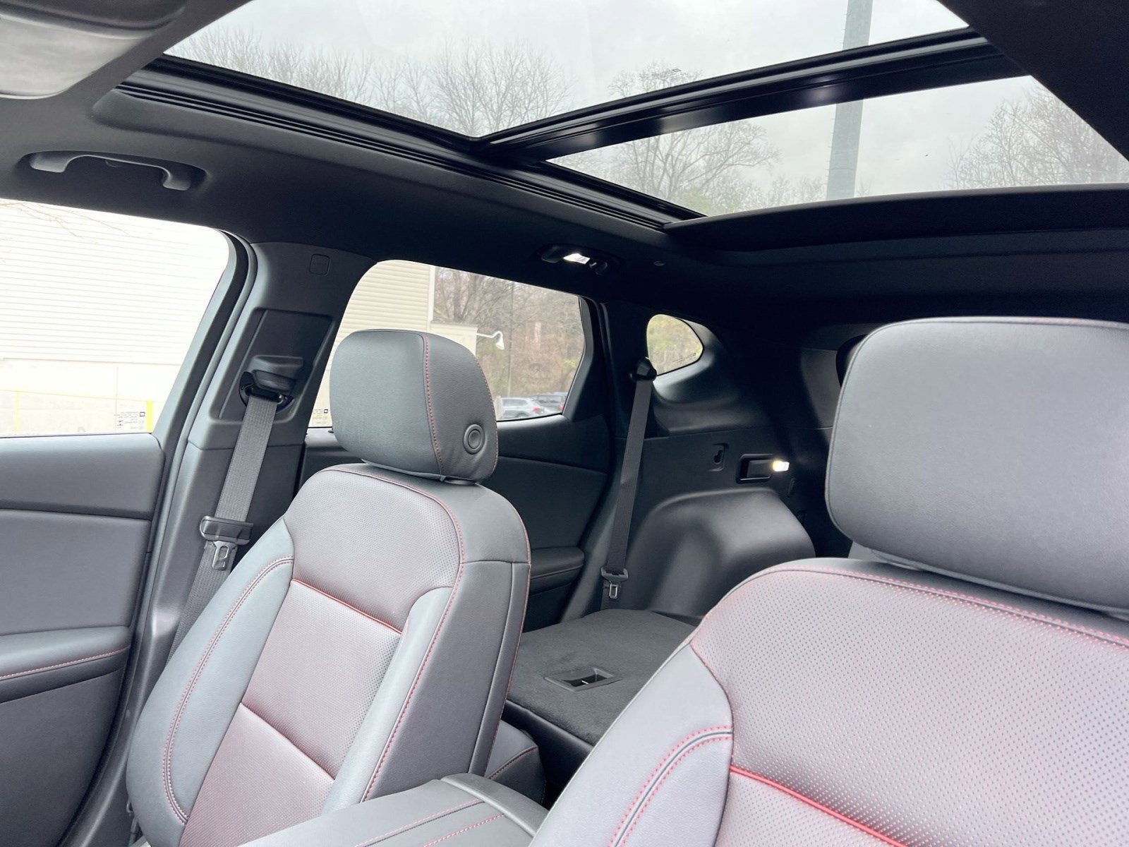 New 2025 Chevrolet Blazer RS w/ Driver Confidence II Package image 18