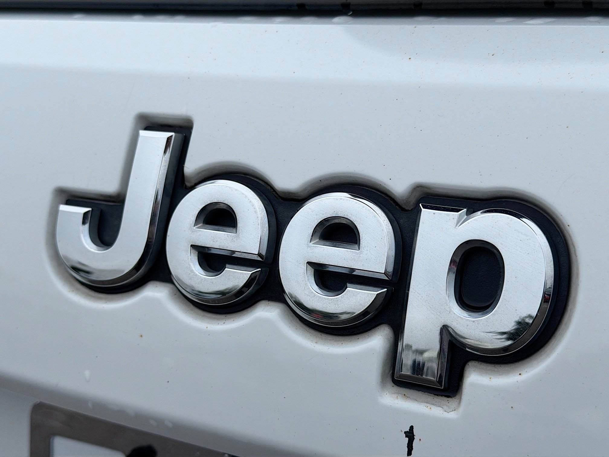 Used 2020 Jeep Grand Cherokee Overland image 11