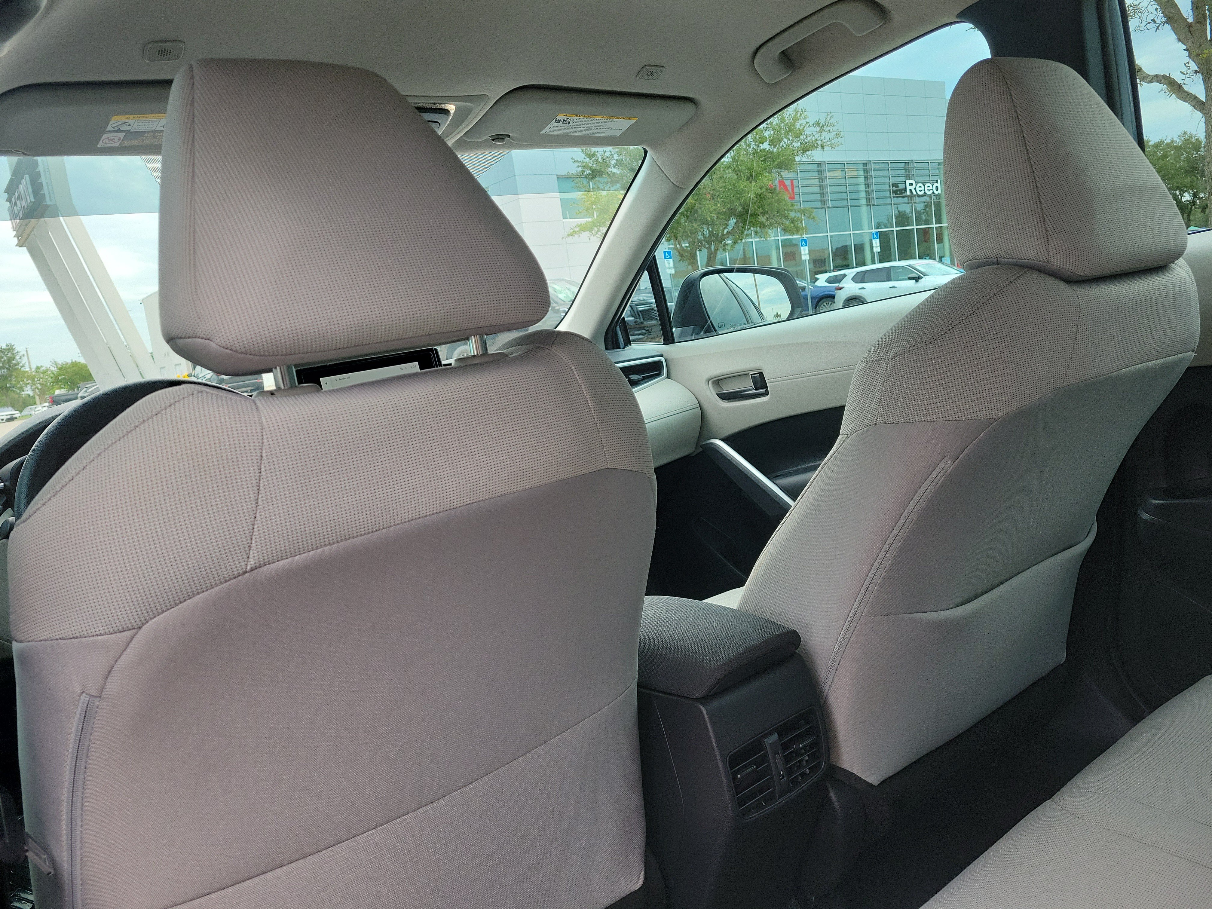 Used 2024 Toyota Corolla Cross L FWD image 19