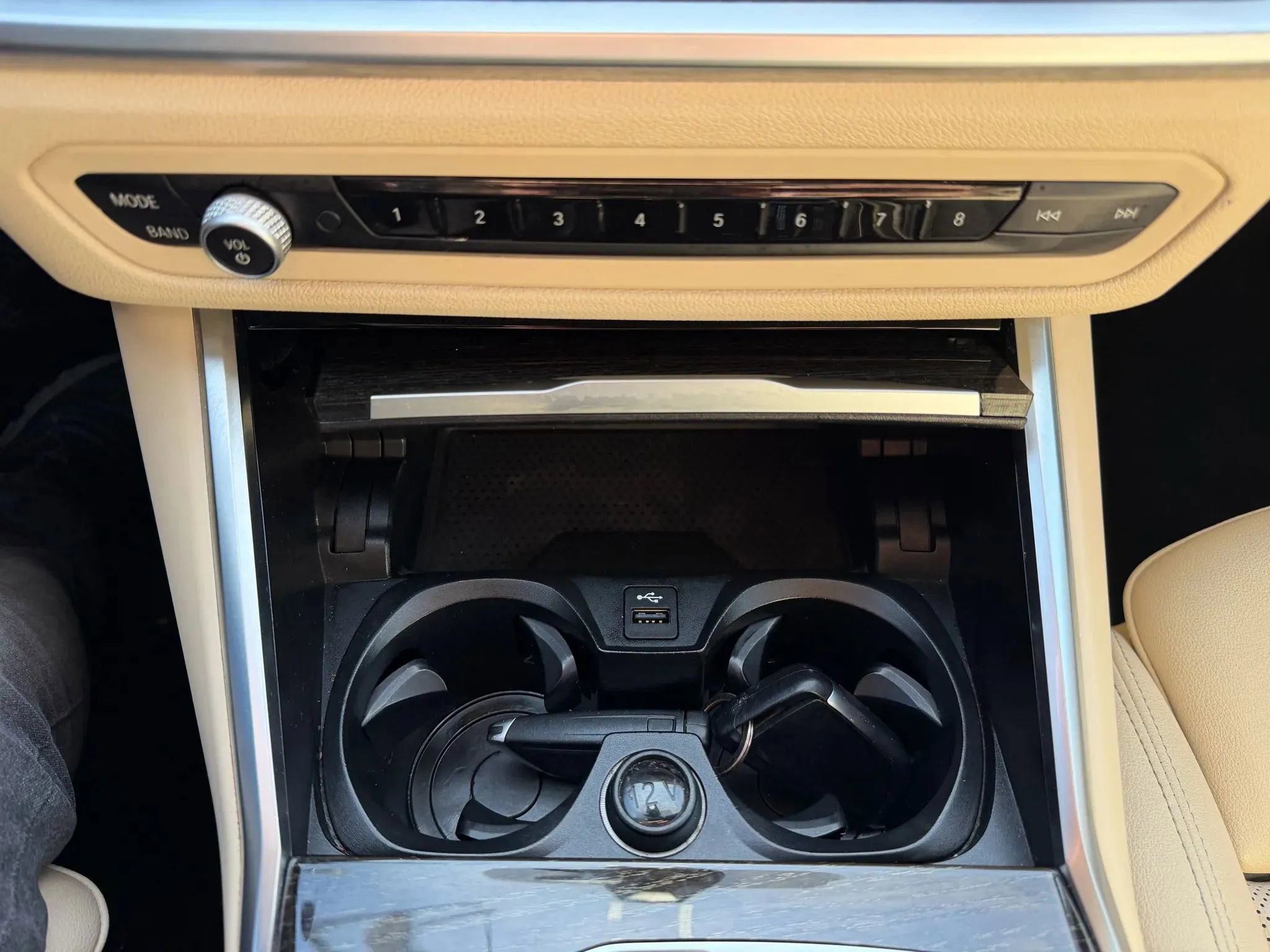 Used 2022 BMW 330i xDrive Sedan w/ Driving Assistance Package image 19