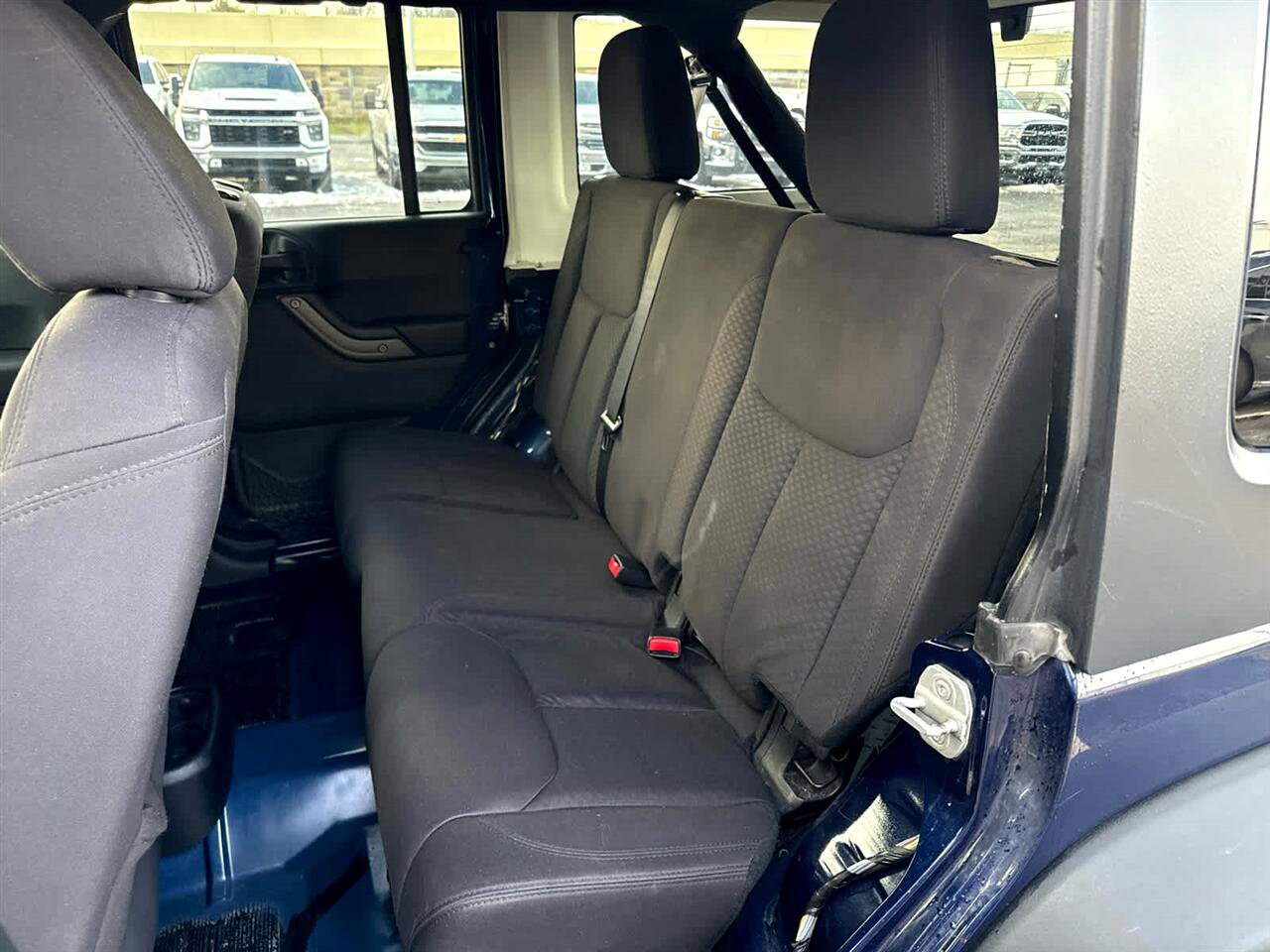 Used 2013 Jeep Wrangler Unlimited Sport image 16