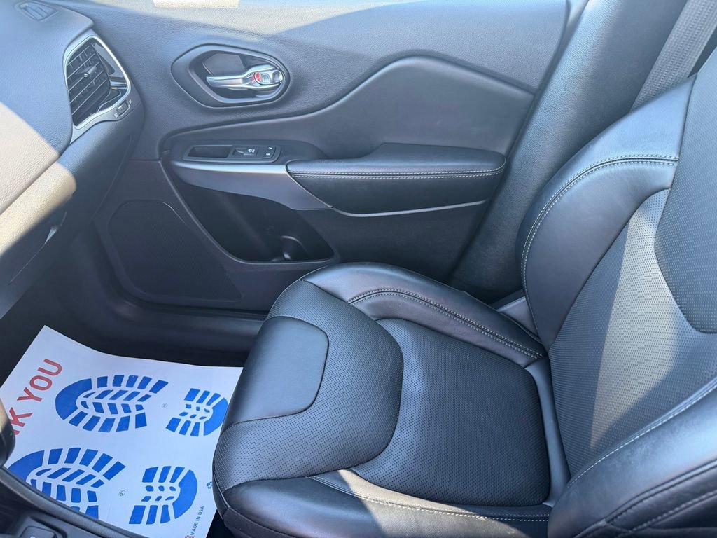 Certified 2022 Jeep Cherokee Limited image 28