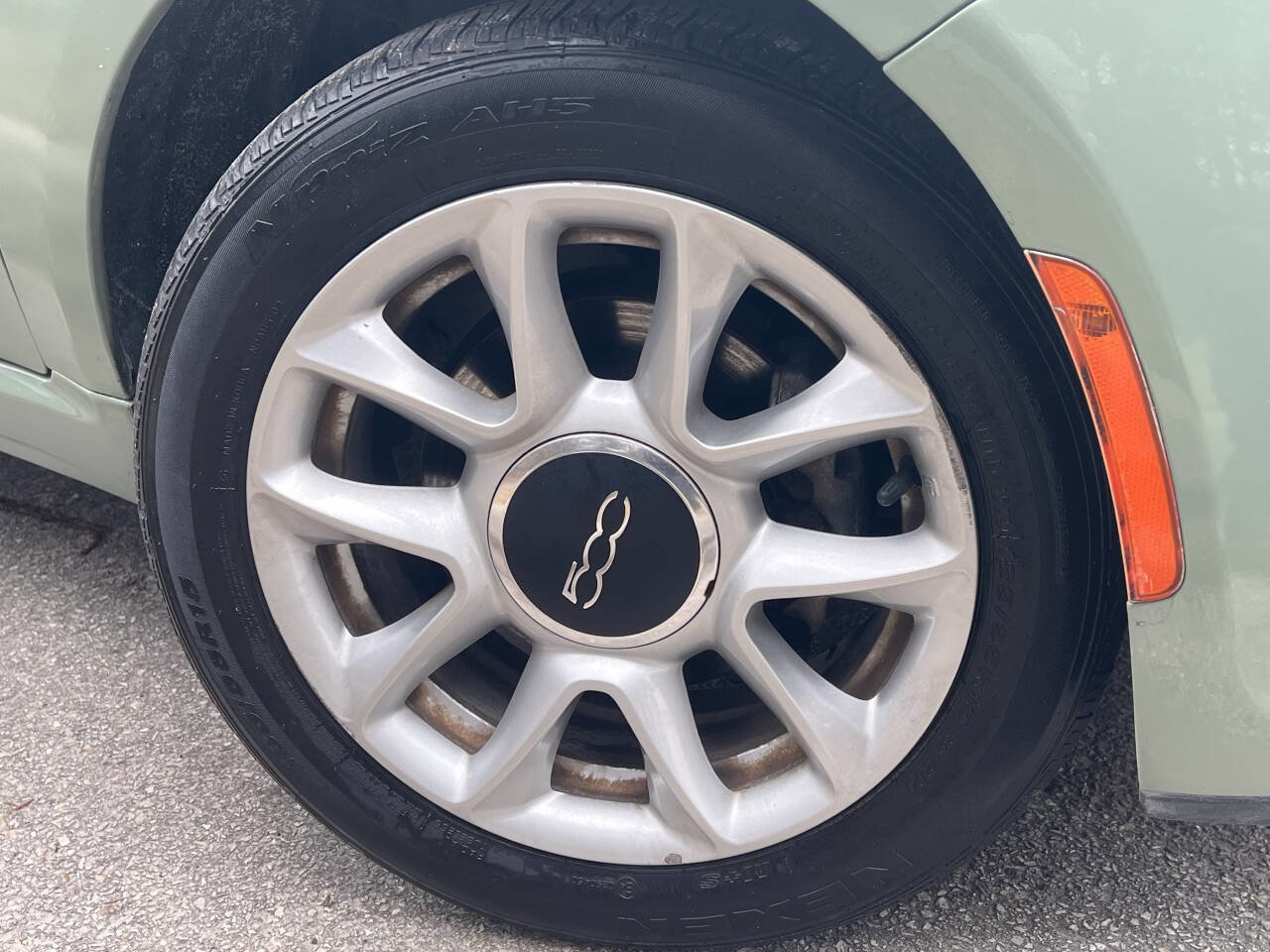 Used 2017 FIAT 500 Pop image 8