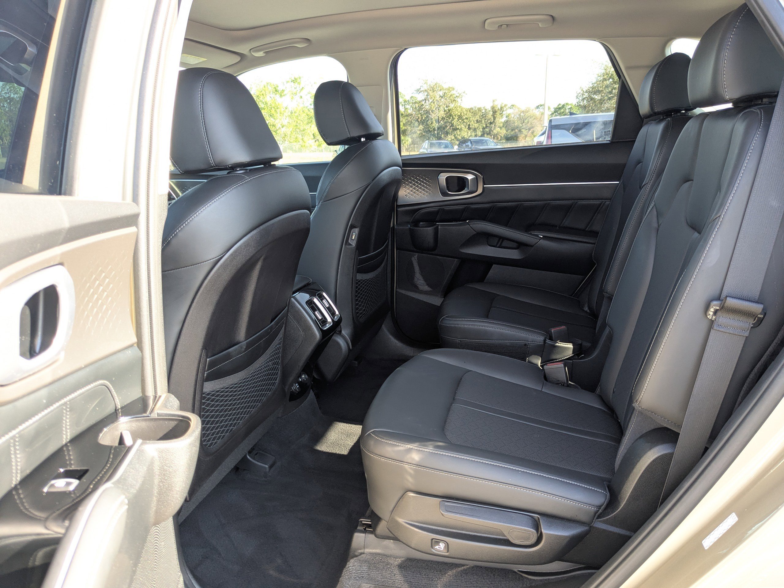 Certified 2021 Kia Sorento SX image 17