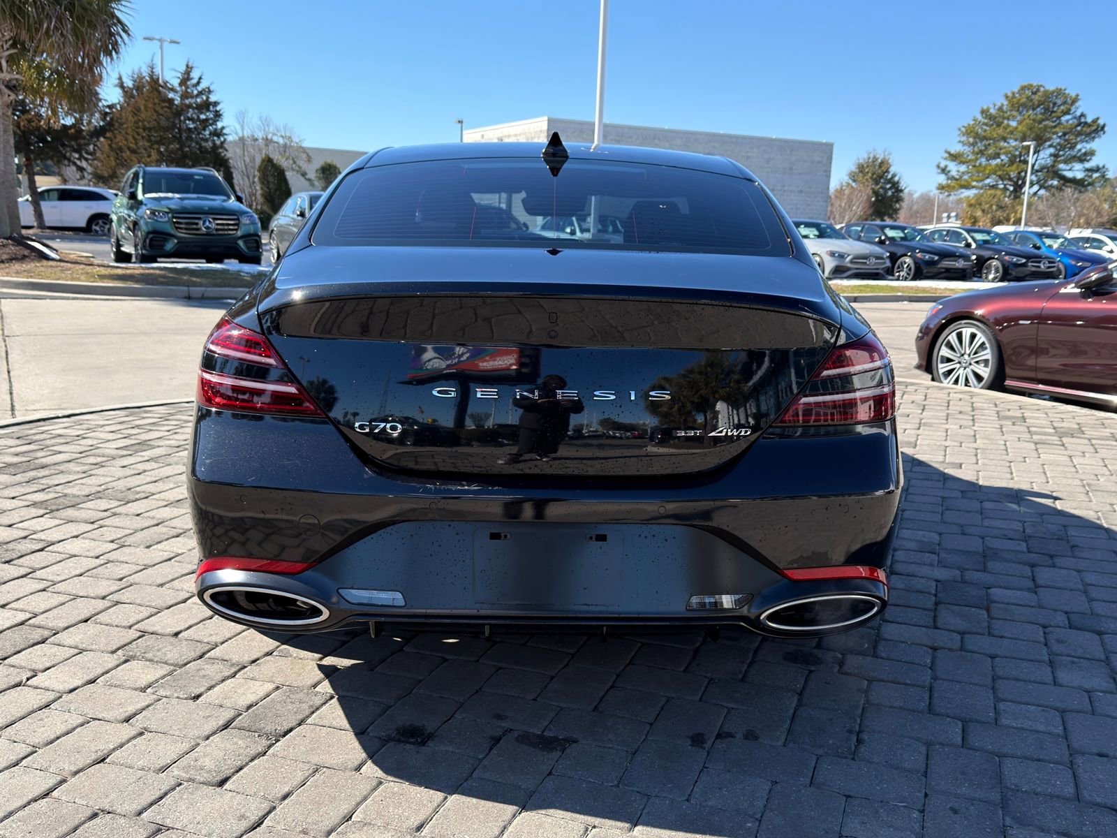Used 2022 Genesis G70 3.3T w/ Sport Advanced Package image 10