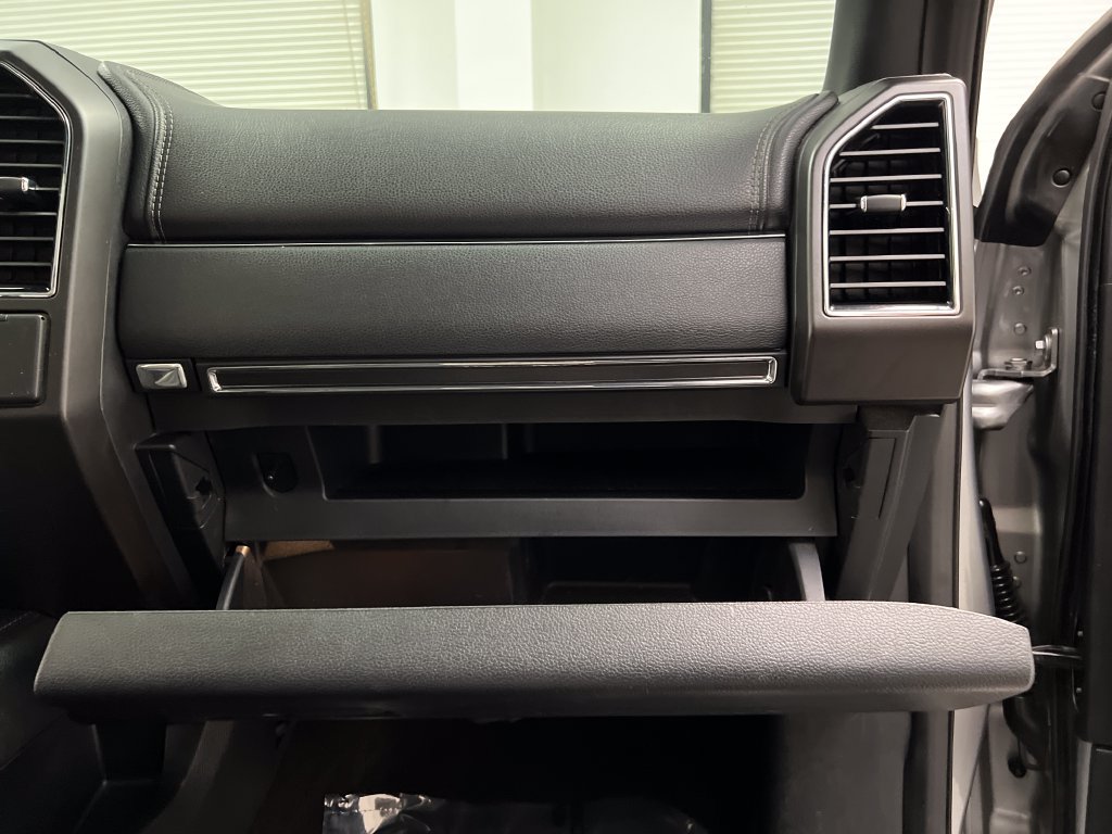 Used 2021 Ford Expedition Limited RWD image 34