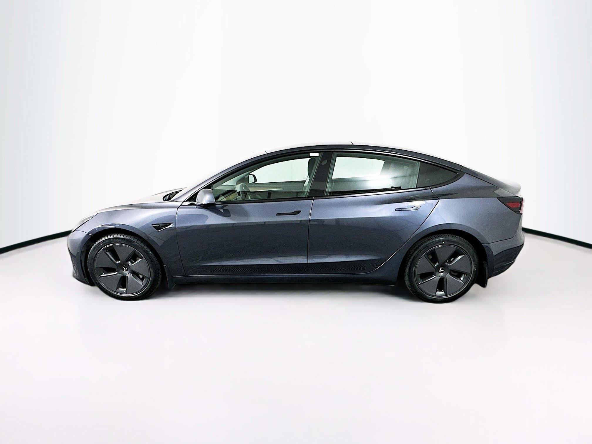 Used 2022 Tesla Model 3 Long Range AWD/4WD image 4