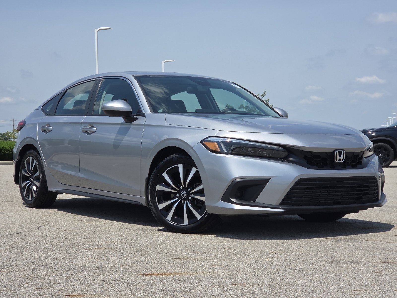 Used 2024 Honda Civic EX-L image 2
