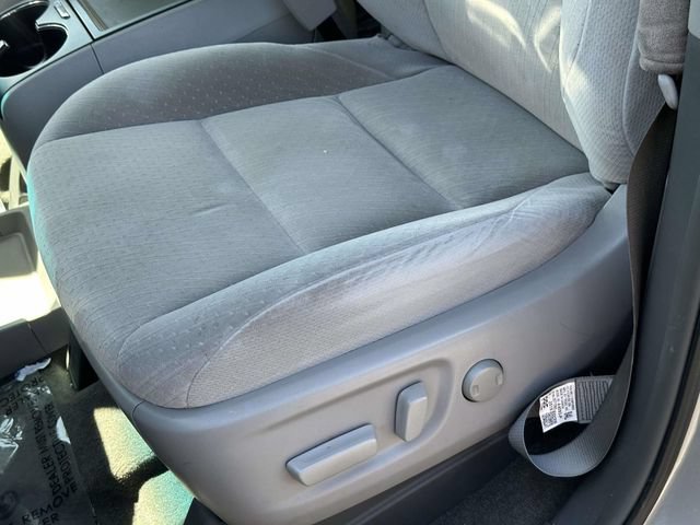 Used 2015 Toyota Sienna LE FWD image 15
