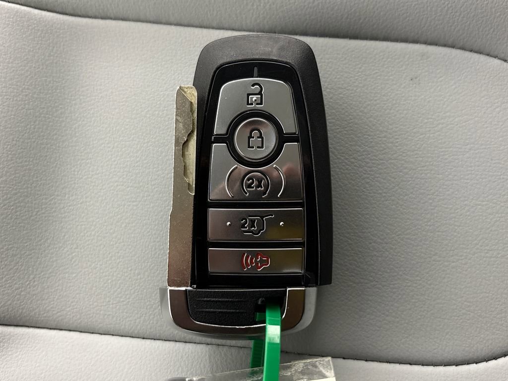 New 2026 Ford Expedition Max Platinum w/ Driver's Package image 33