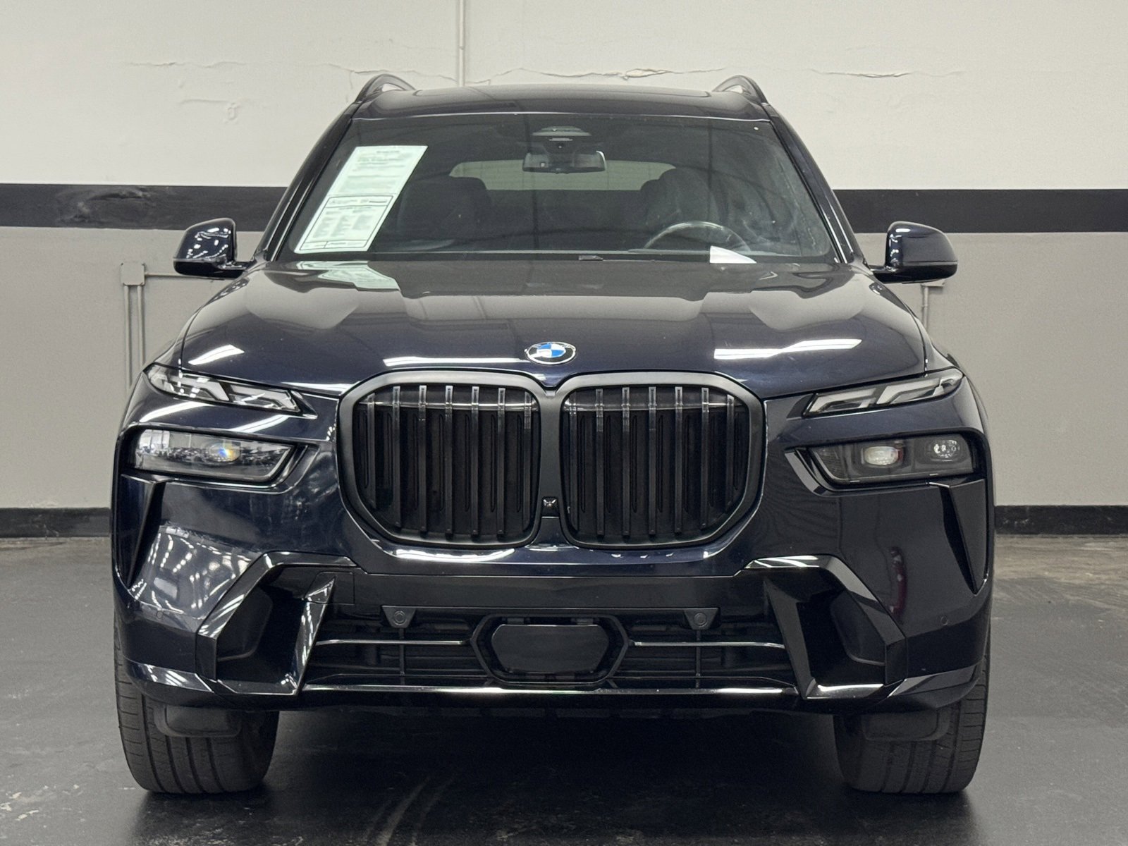 Used 2023 BMW X7 xDrive40i w/ M Sport Package image 6