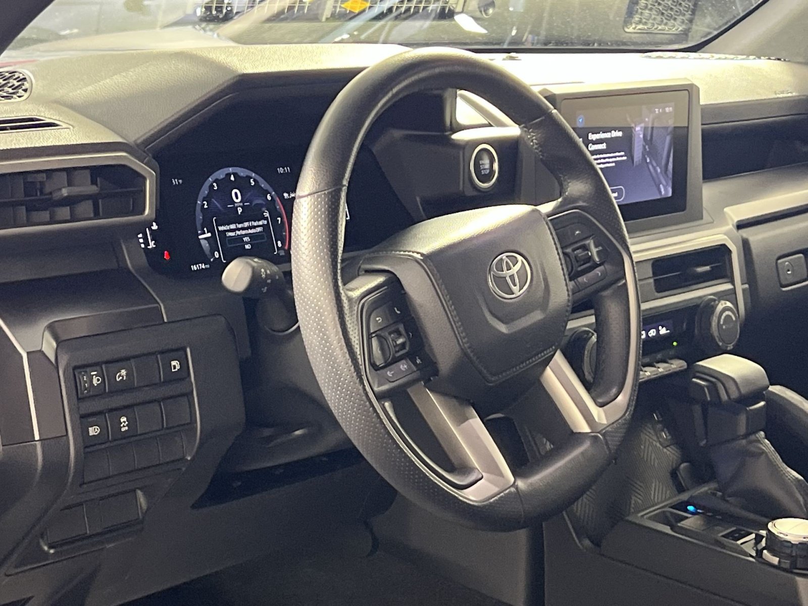 Used 2025 Toyota 4Runner SR5 AWD/4WD image 16