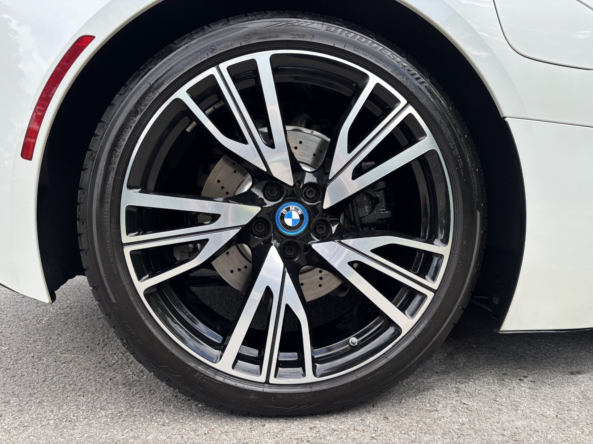 Used 2015 BMW i8 AWD/4WD image 45