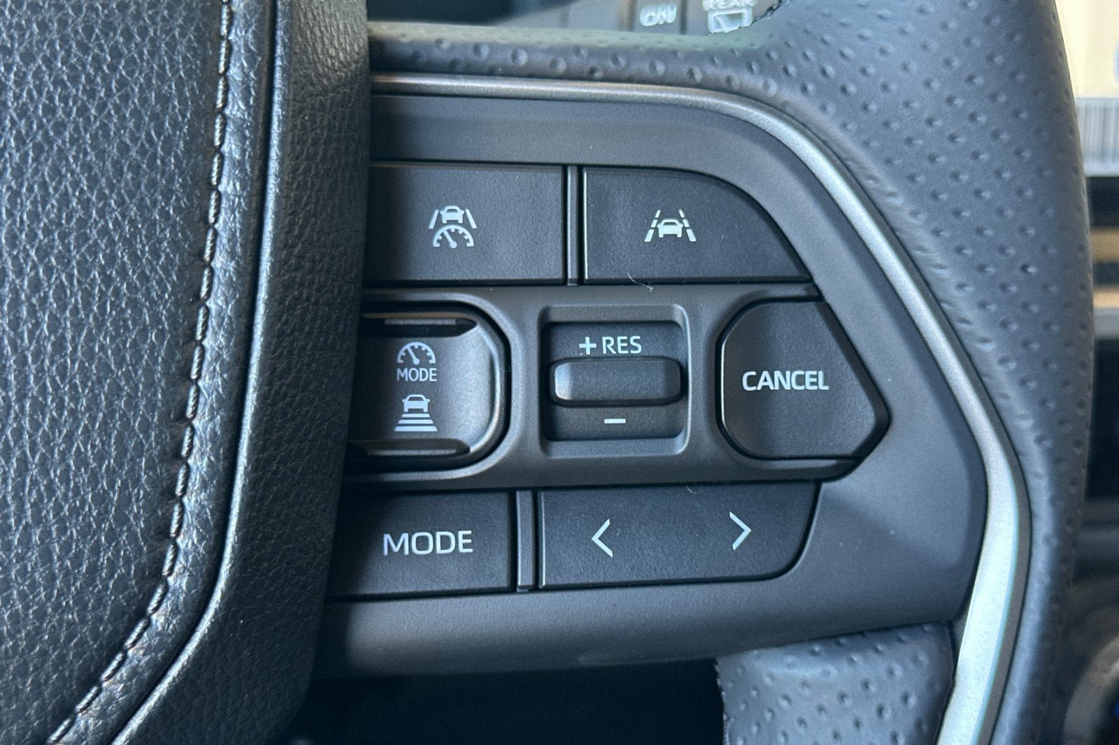 New 2026 Toyota 4Runner Limited AWD/4WD image 26