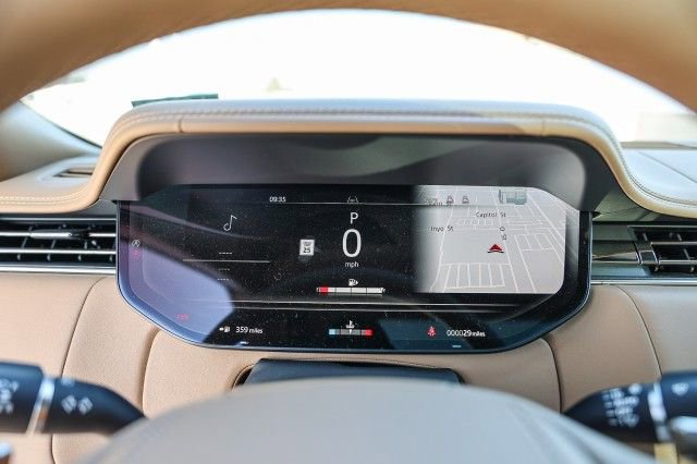 New 2025 Land Rover Range Rover SV image 24