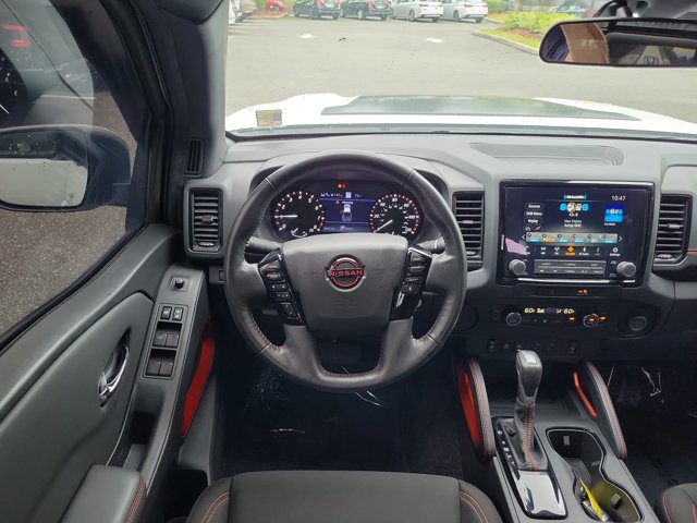 Used 2022 Nissan Frontier Pro-X RWD image 10