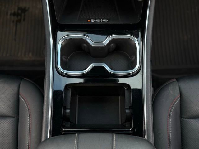 Used 2024 Chevrolet Traverse RS w/ LPO, Floor Liner Package image 30