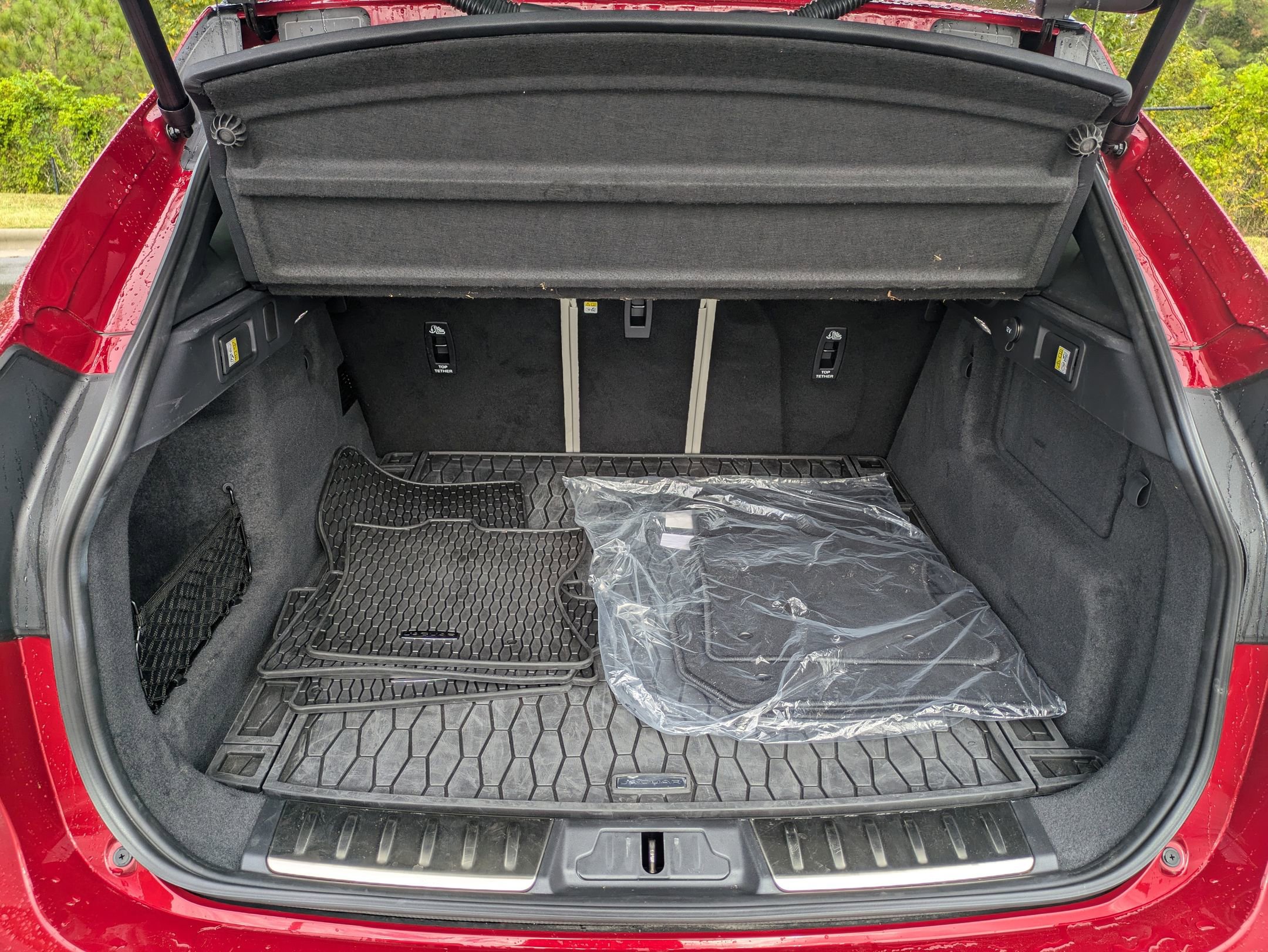 Used 2026 Jaguar F-PACE R-Dynamic S image 27