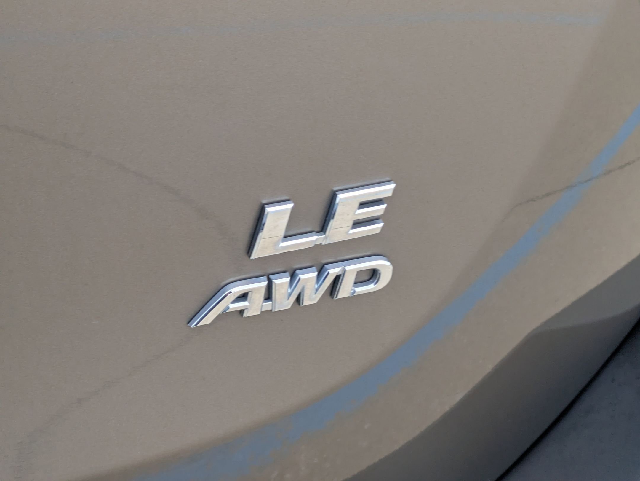 Used 2015 Toyota RAV4 LE image 26