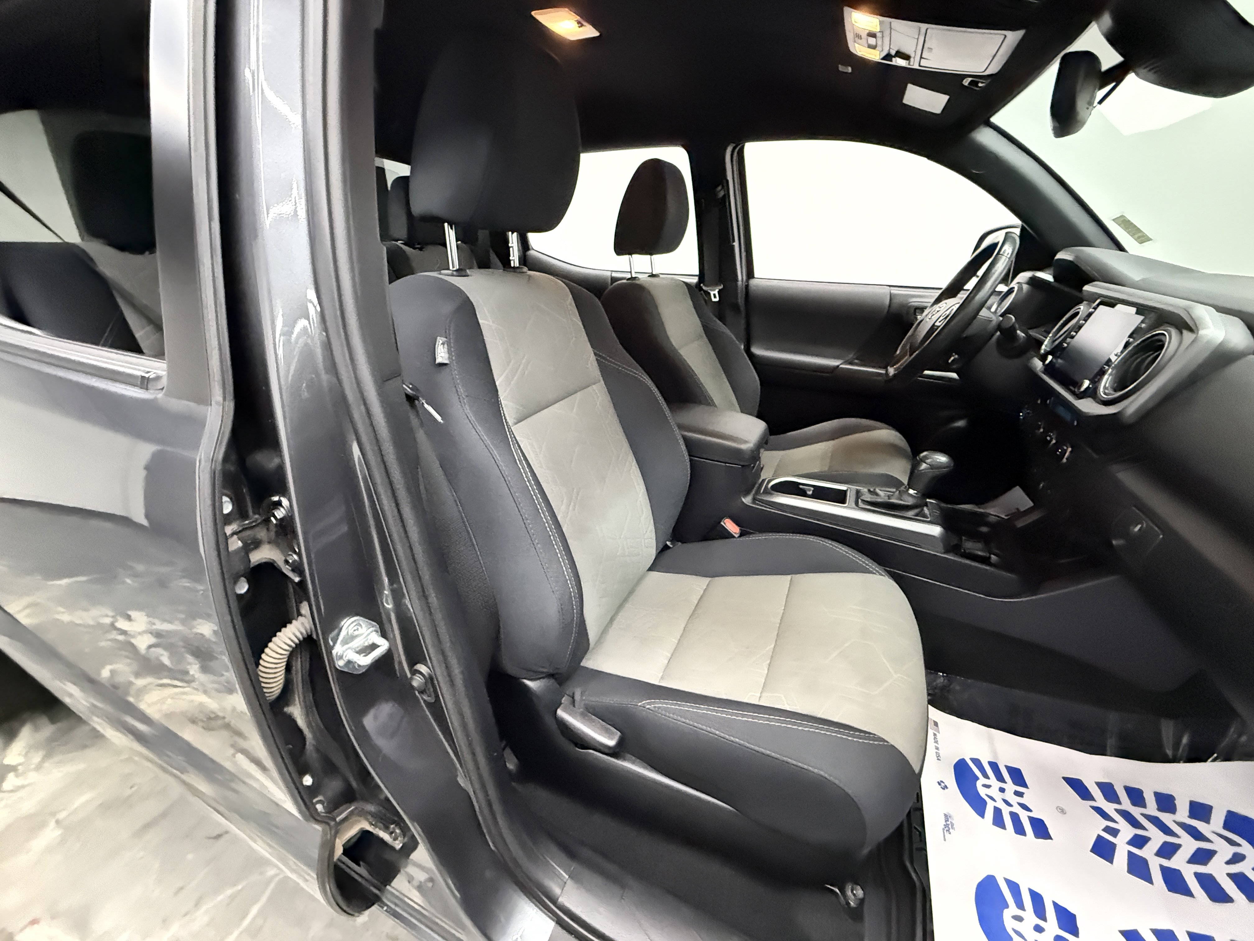 Used 2021 Toyota Tacoma 4x4 Double Cab image 19