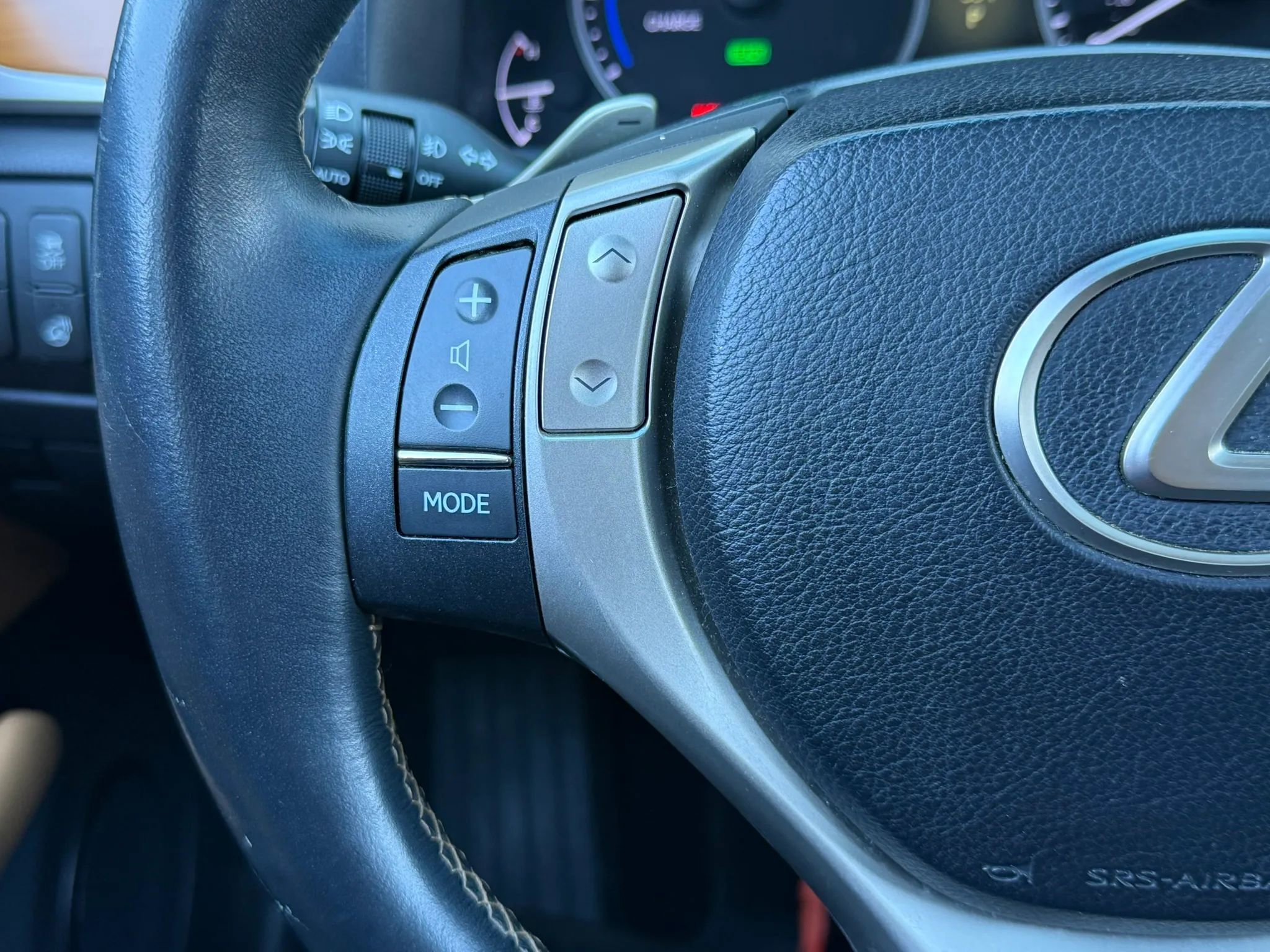 Used 2013 Lexus GS 450h image 17