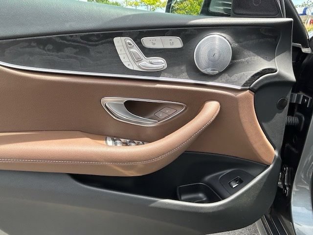 Used 2019 Mercedes-Benz E 300 4MATIC image 22