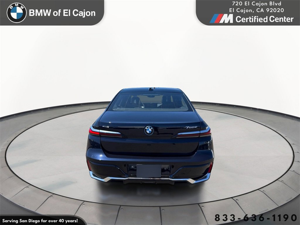 New 2026 BMW 750e xDrive image 6