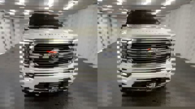 Used 2021 Ford F150 Limited image 3