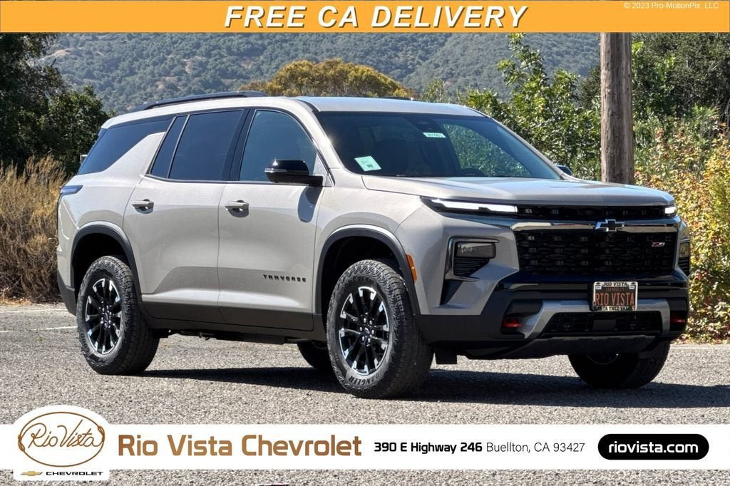 New 2026 Chevrolet Traverse Z71 w/ Driver Confidence Package AWD/4WD image 1