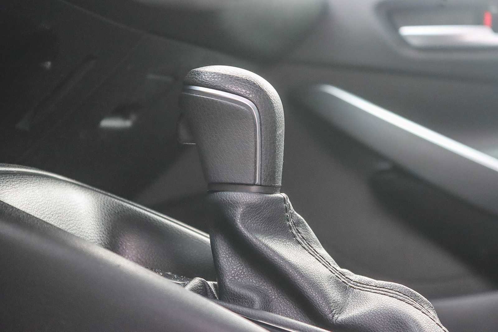 Used 2022 Toyota Corolla SE w/ Carpet Mat Package (TMS) image 20