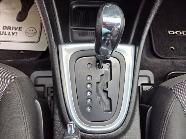 Used 2013 Dodge Avenger SE w/ Blacktop Pkg FWD image 29
