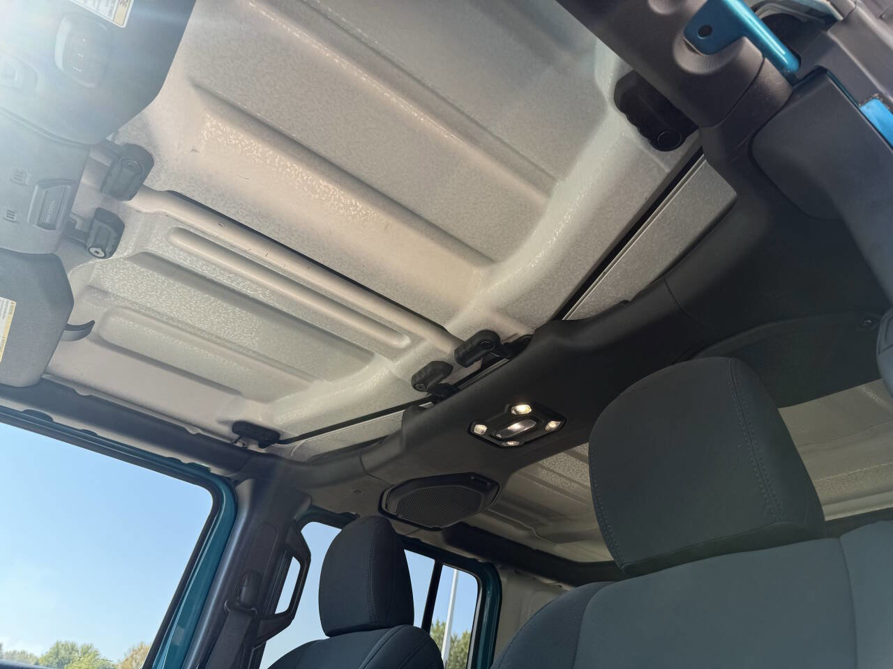 Used 2020 Jeep Wrangler Unlimited Sport S image 14