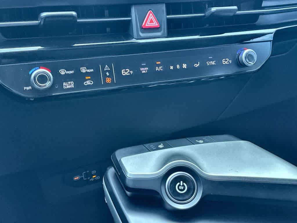 Certified 2025 Kia EV6 Light RWD image 19