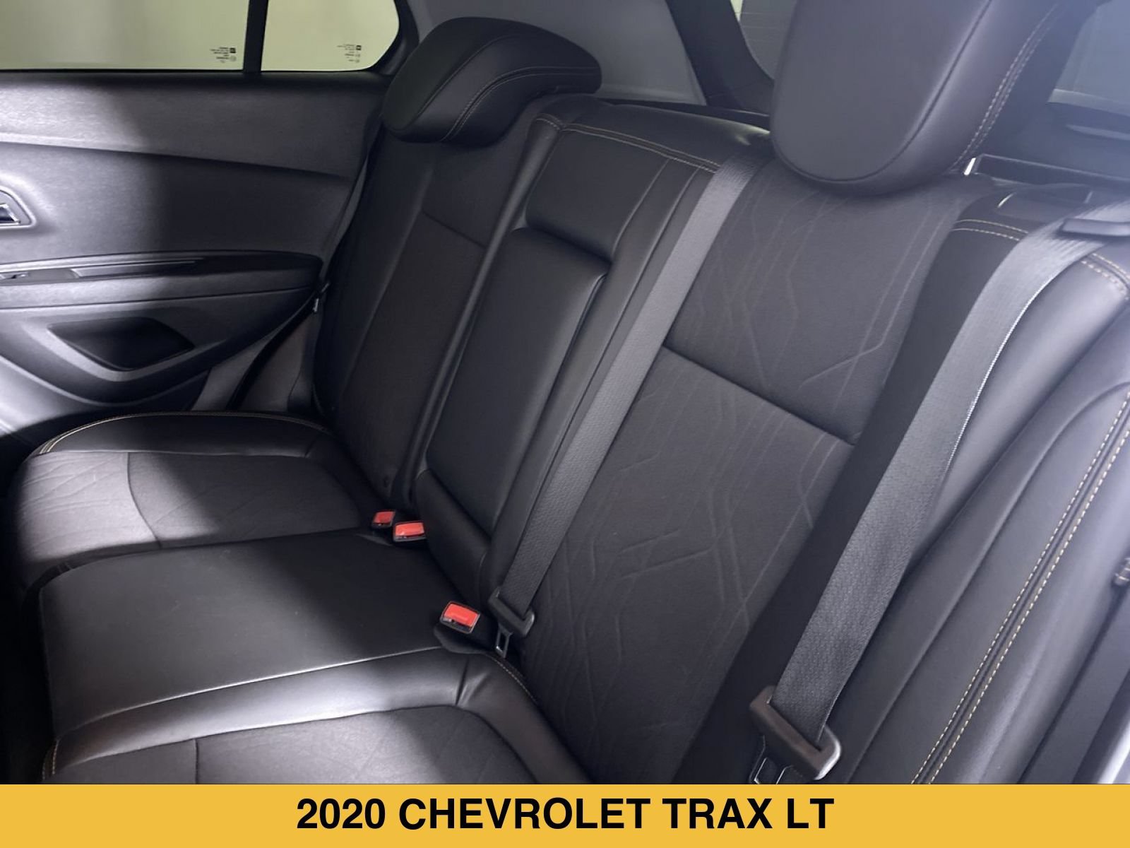 Certified 2020 Chevrolet Trax LT w/ LT Convenience Package FWD image 12