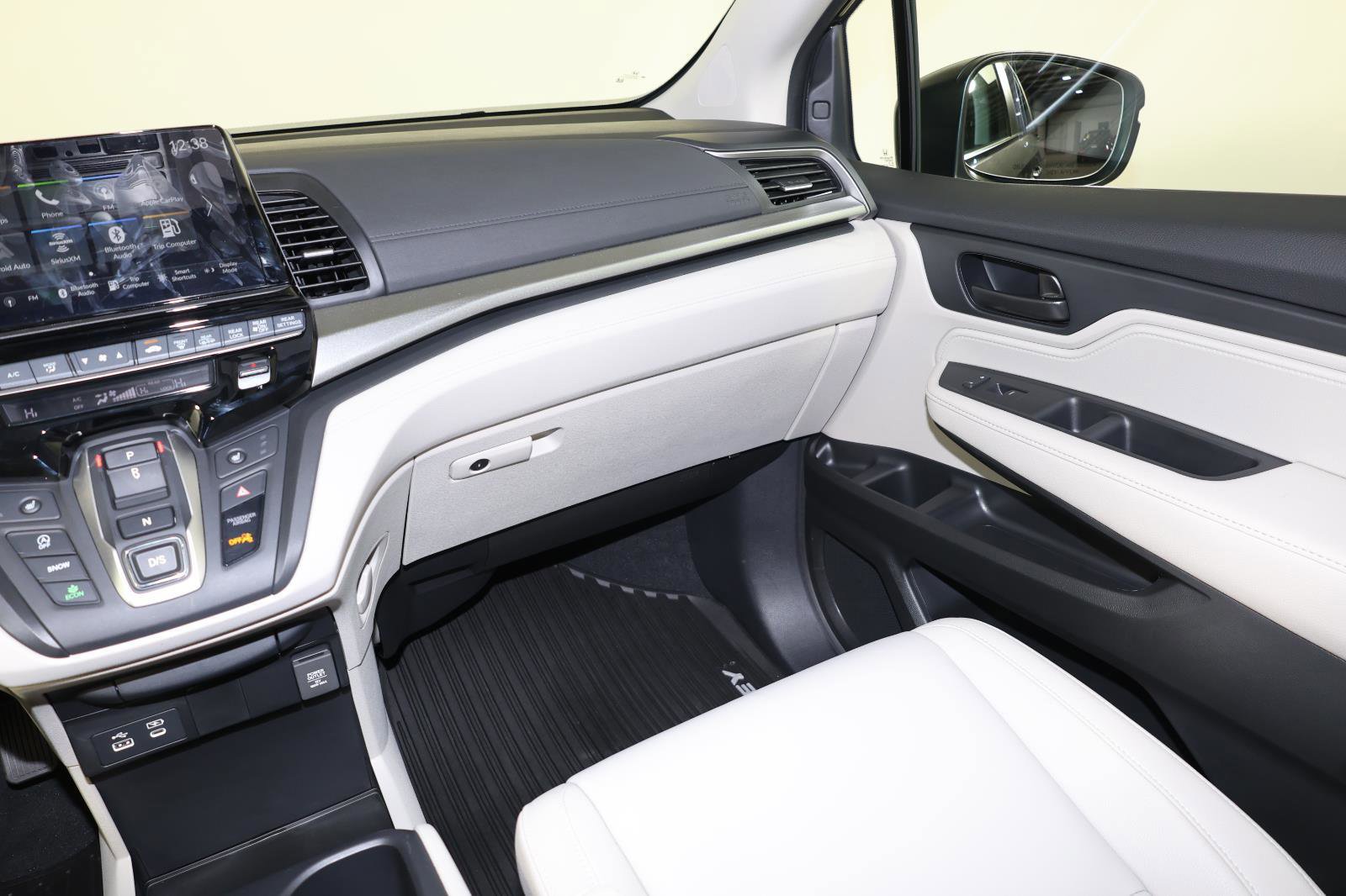 Used 2026 Honda Odyssey EX-L image 11