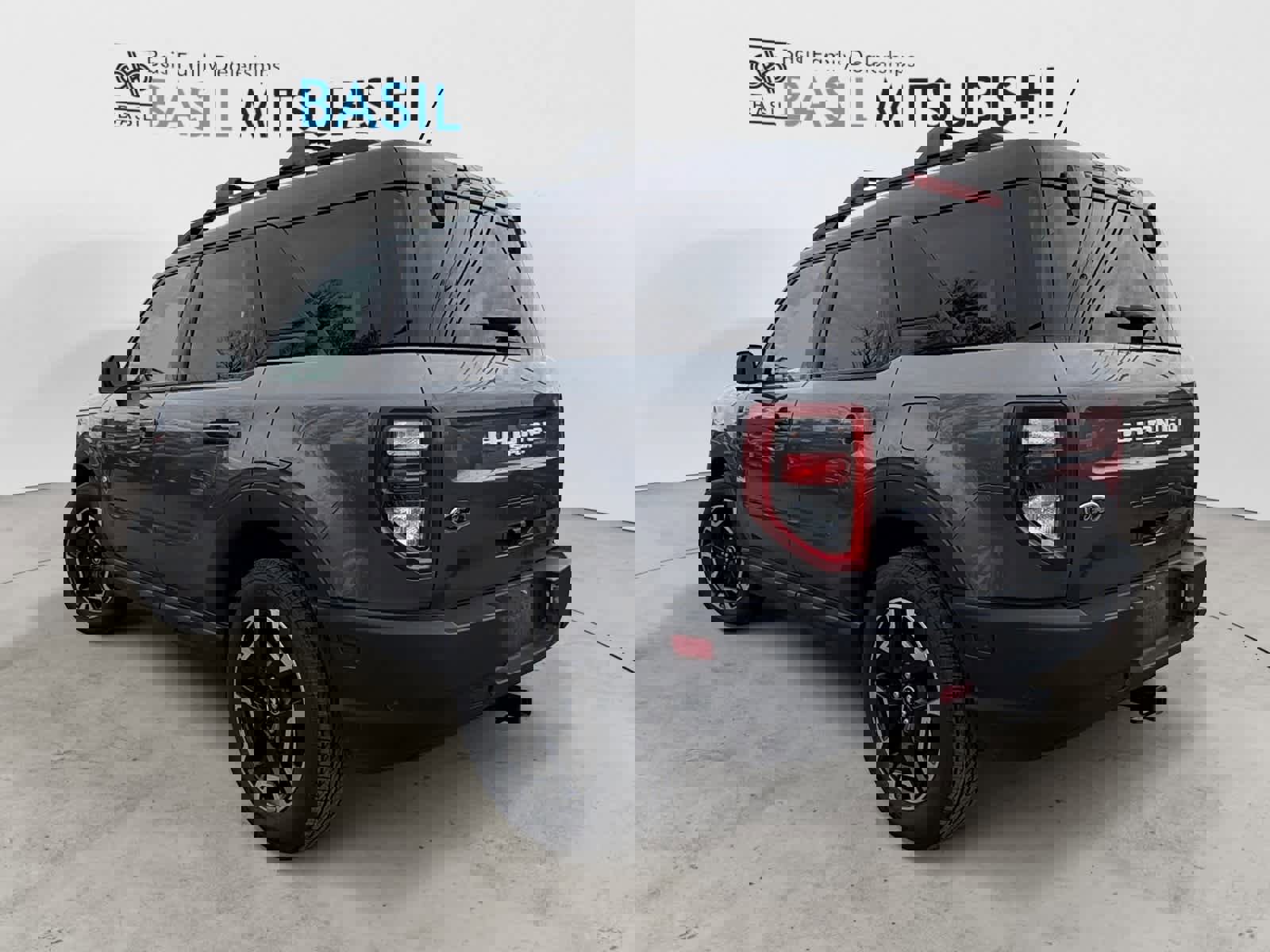 Used 2023 Ford Bronco Sport Outer Banks w/ Tech Package image 3