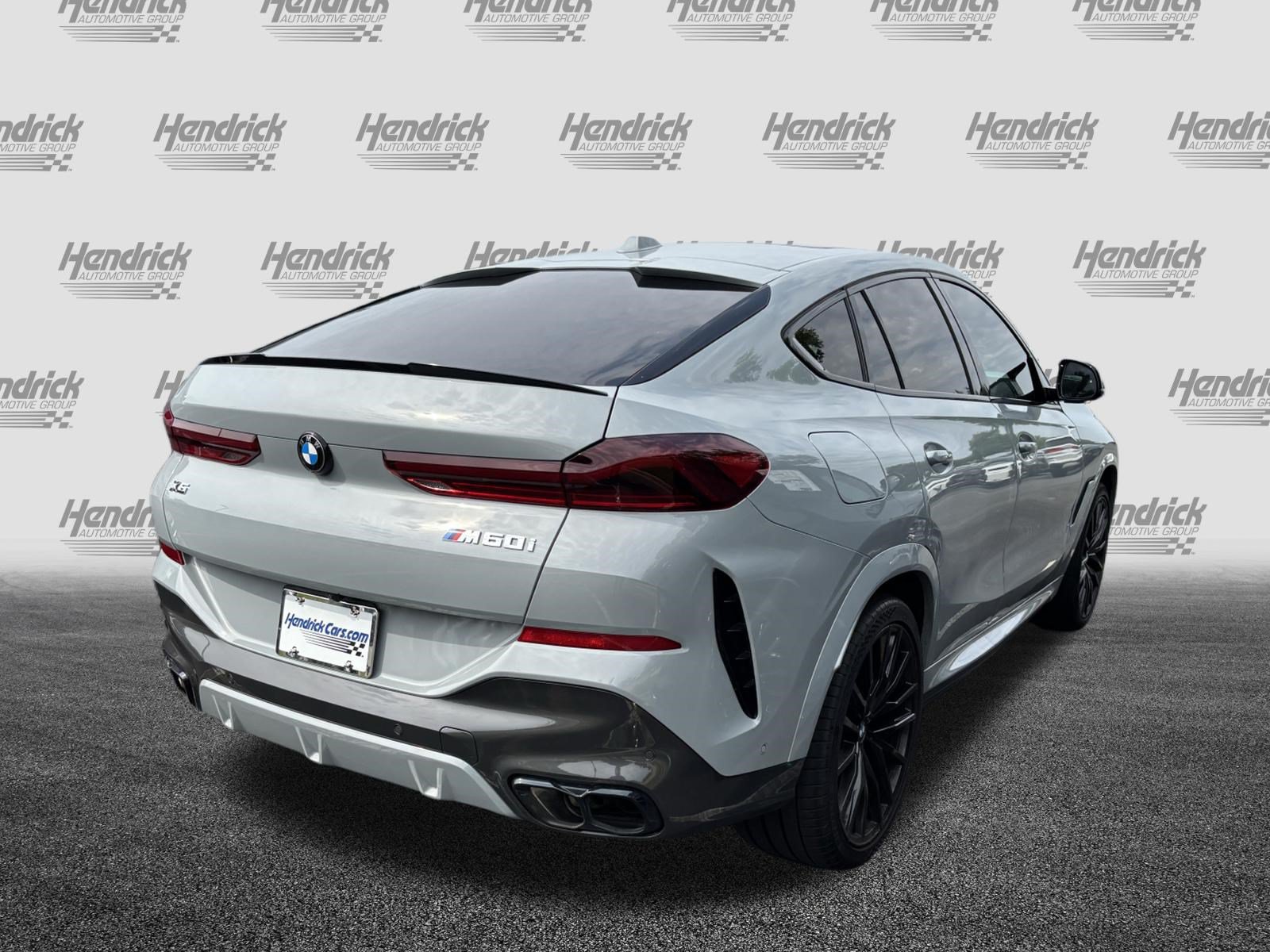 Used 2024 BMW X6 M60i AWD/4WD image 10