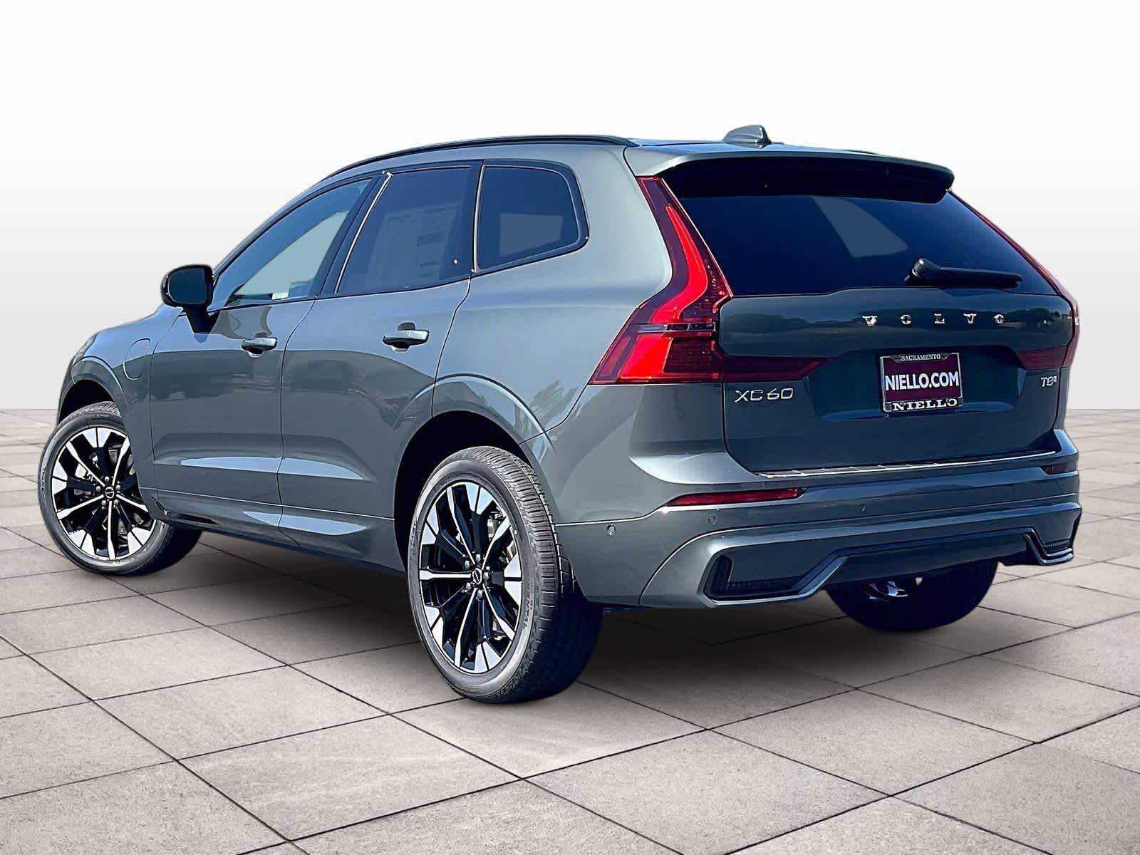 New 2026 Volvo XC60 T8 Plus w/ Climate Package AWD/4WD image 3